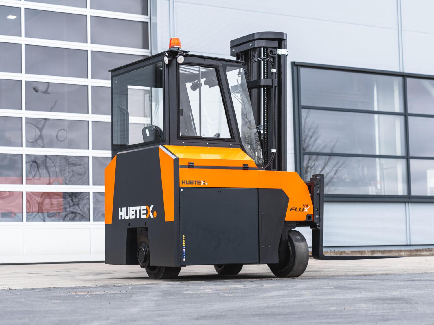 HUBTEX FLUX 45 elektrische meerwegheftruck met cabine voor magazijn en industriële logistiek