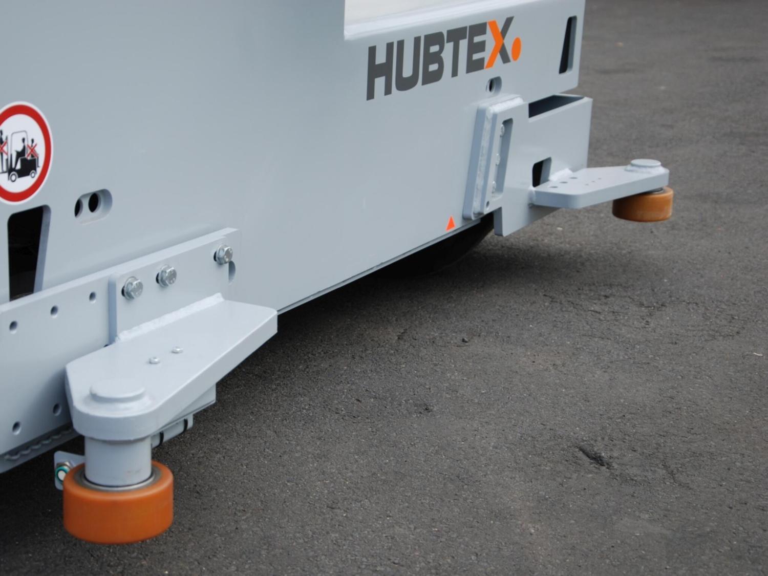 Detail van railgeleiding voor HUBTEX heftruck voor nauwkeurig rijden in gangen